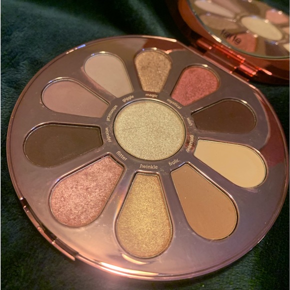 ❤️Love, Trust & Fairy Dust❤️  High Performance 11 Pan Eyeshadow Palette by TARTE - Picture 10 of 12